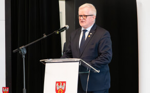 O wilku bez emocji podczas konferencji w Pile