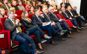 O wilku bez emocji podczas konferencji w Pile