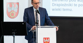 O wilku bez emocji podczas konferencji w Pile