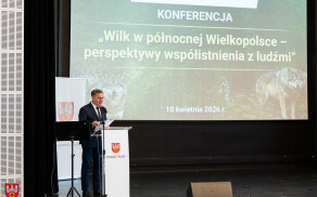 O wilku bez emocji podczas konferencji w Pile