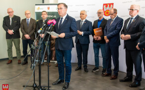 O wilku bez emocji podczas konferencji w Pile