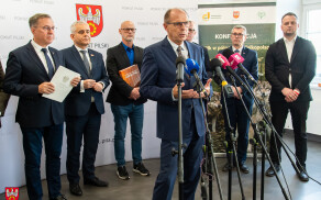 O wilku bez emocji podczas konferencji w Pile