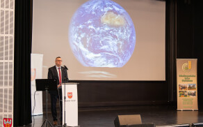 O wilku bez emocji podczas konferencji w Pile