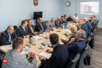 Pierwsze spotkanie Zespołu ds. OZE przy Staroście Pilskim