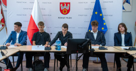 VI sesja Młodzieżowej Rady Powiatu