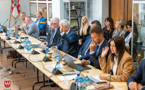 XXIII sesja Rady Powiatu w Pile – uchwały i zmiany kadrowe