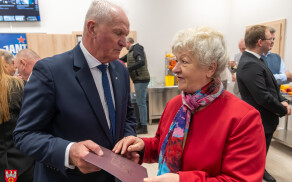 Pałac w Nieżychowie odzyskał życie i służy mieszkańcom