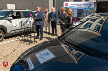 PCE z nowymi pojazdami i pracownią VR
