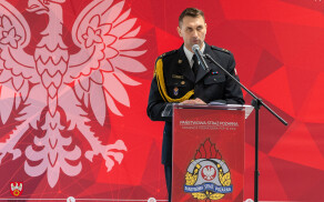 Starosta uhonorował dwóch strażaków