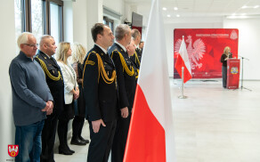 Starosta uhonorował dwóch strażaków