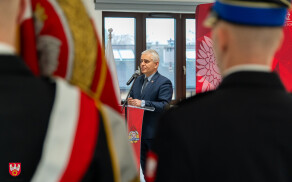 Starosta uhonorował dwóch strażaków