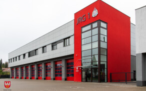 Starosta uhonorował dwóch strażaków