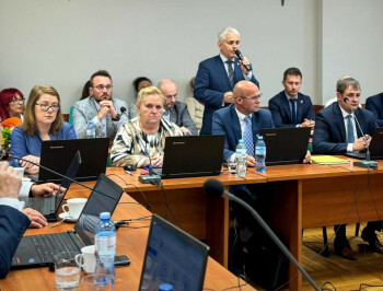 O drogach powiatowych na sesji w Łobżenicy