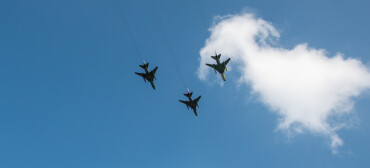 Pożegnalny przelot Su-22 nad Piłą
