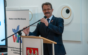 O regionalizmie, lokalnej tożsamości i dialogu