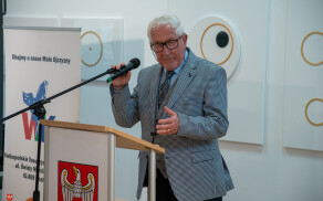 O regionalizmie, lokalnej tożsamości i dialogu