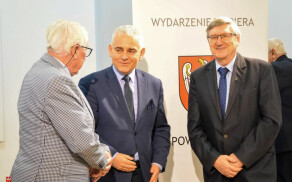 O regionalizmie, lokalnej tożsamości i dialogu