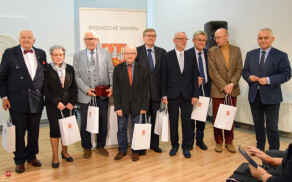 O regionalizmie, lokalnej tożsamości i dialogu