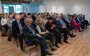 O regionalizmie, lokalnej tożsamości i dialogu