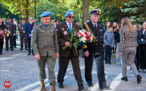 Odsłonięcie tablicy pamiątkowej