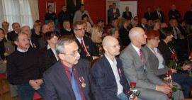 Krzyż i Medal dla dyrektorów