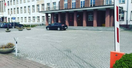 Zaparkuj pod Starostwem!