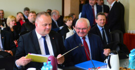 Radni na wyjazdowej sesji