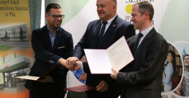 „Nafta” bliżej TV ASTA