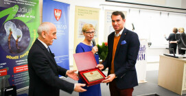 Od sześciu dekad dla dobra oświaty