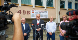 Ruszają prace przy Wojska Polskiego 49B. Starosta podpisał umowę na termomodernizację