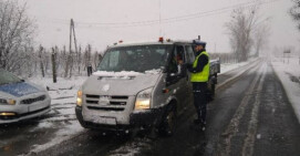 Akcja na drogach powiatu: policjanci skontrolowali 800 kierowców 