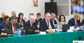 Sesja  Rady Powiatu: o drogach i nowych usługach dla mieszkańców