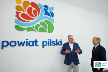 Robert Biedroń gościł u starosty pilskiego 