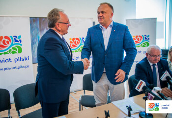 3,3 mln zł dla seniorów w powiecie pilskim. Będą nowe kluby seniora i przyciski życia