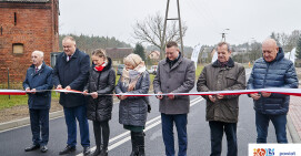 Droga Śmiłowo-Kaczory po remoncie oficjalnie otwarta. Już użytkują ją mieszkańcy 