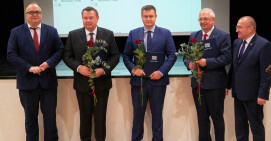 Gratulacje i podziękowania podczas sesji Rady Powiatu w Pile 