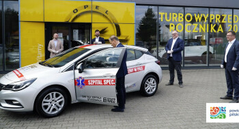 Grupa MAGO podarowała szpitalowi opla astrę! 