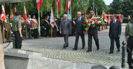 I zabrzmiały syreny...