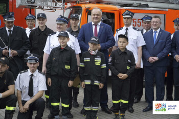 Nowy samochód dla OSP Miasteczko Krajeńskie przy wsparciu Powiatu