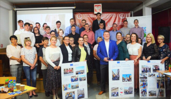 Certyfikaty dla uczniów Zespołu Szkół Technicznych za staże w Bolonii