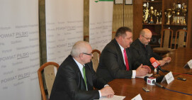 Konferencja prasowa: są pieniądze na remont dróg!