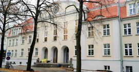 W budynku "kina Iskra" kolejne prace w sali widowiskowej