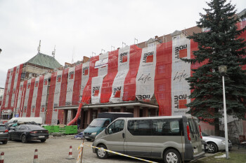 Szybkie prace przy remoncie budynków Starostwa Powiatowego