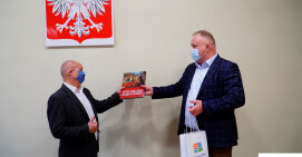 Podziękowania dla pracownika, który odszedł na emeryturę