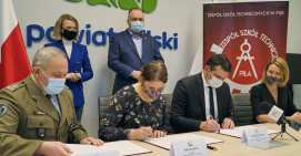 PWSZ w Wałczu nowy partner "CYBER.MIL z Klasą” w ZST w Pile