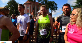 XII Przełajowy Bieg Papieski ze Skrzatusza do Starej Łubianki 