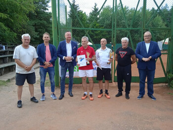 Turniej tenisowy "Fish-Cup" przy wsparciu Powiatu Pilskiego 