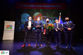 Podziękowania dla komendanta Mrowińskiego za oddaną służbę