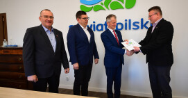 Wsparcie Powiatu Pilskiego dla kolejnych klubów sportowych