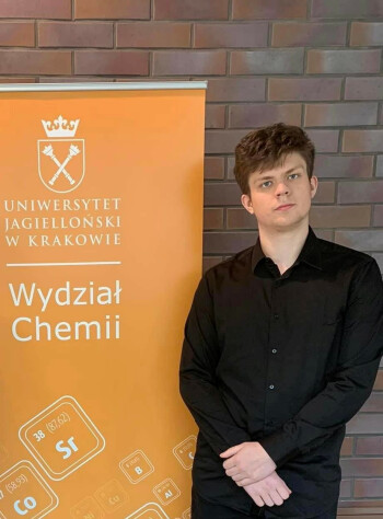 Uczeń ILO w Pile wygrał ogólnopolską olimpiadę z chemii! 
